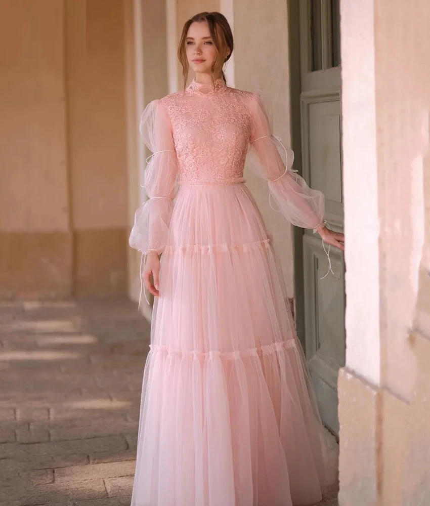 

Customized Graceful Organza A-Line Lace Buttons Evening Dress High Quality High Collar Long Sleeves Floor Length Party Gowns