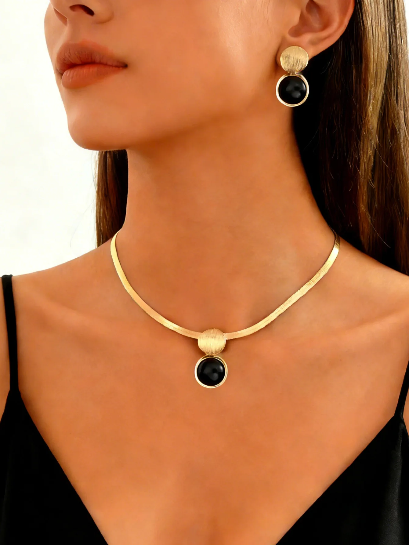 Stylish Wide-Faced Flat Snake Chain Necklace Earrings Set