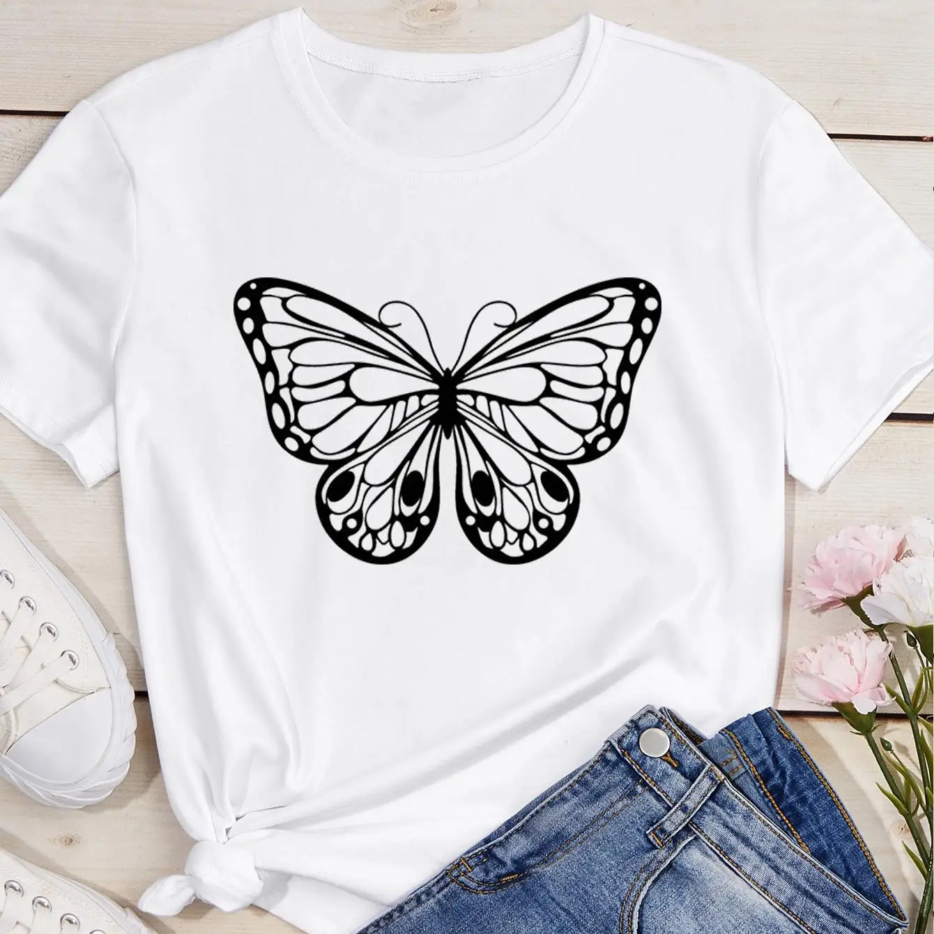 Women's short-sleeved T-shirt summer top butterfly pattern design soft texture fashionable and comfortable personalized