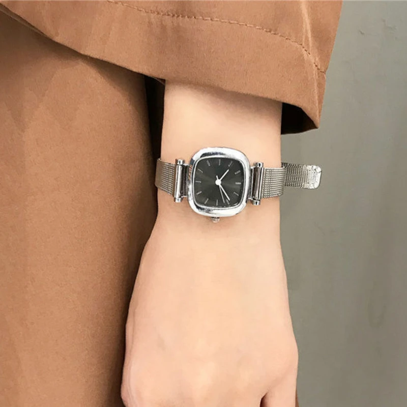 العلامة التجارية النساء ساعة كوارتز قابل للتعديل الفولاذ المقاوم للصدأ حزام هدية فاخرة السيدات ساعة اليد دروبشيبينغ ساعة Relojes Para Mujer