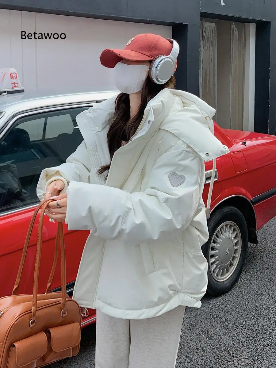 Women Short Padded Jacket With Heart Pattern Loose Boxy Style Warm Cotton Coat Couple Design For Student Daily Wear In Cold Win