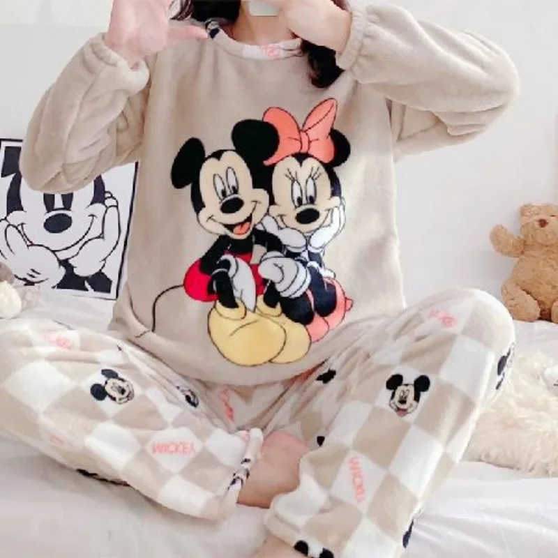 Disney Mickey Minnie Donald Duck Flannel Cartoon Cute Print Long Sleeve Winter Home Clothes Students Can Wear Outer Pajamas Set