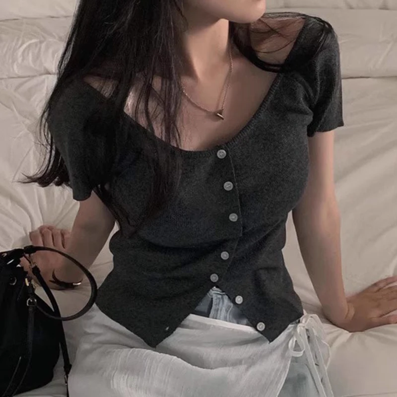 

Chic Summer Slim Fit V-Ne ort Sve Knitted Top Elastic Versatile Single Button Korean Sle Women's Faion Casual irt