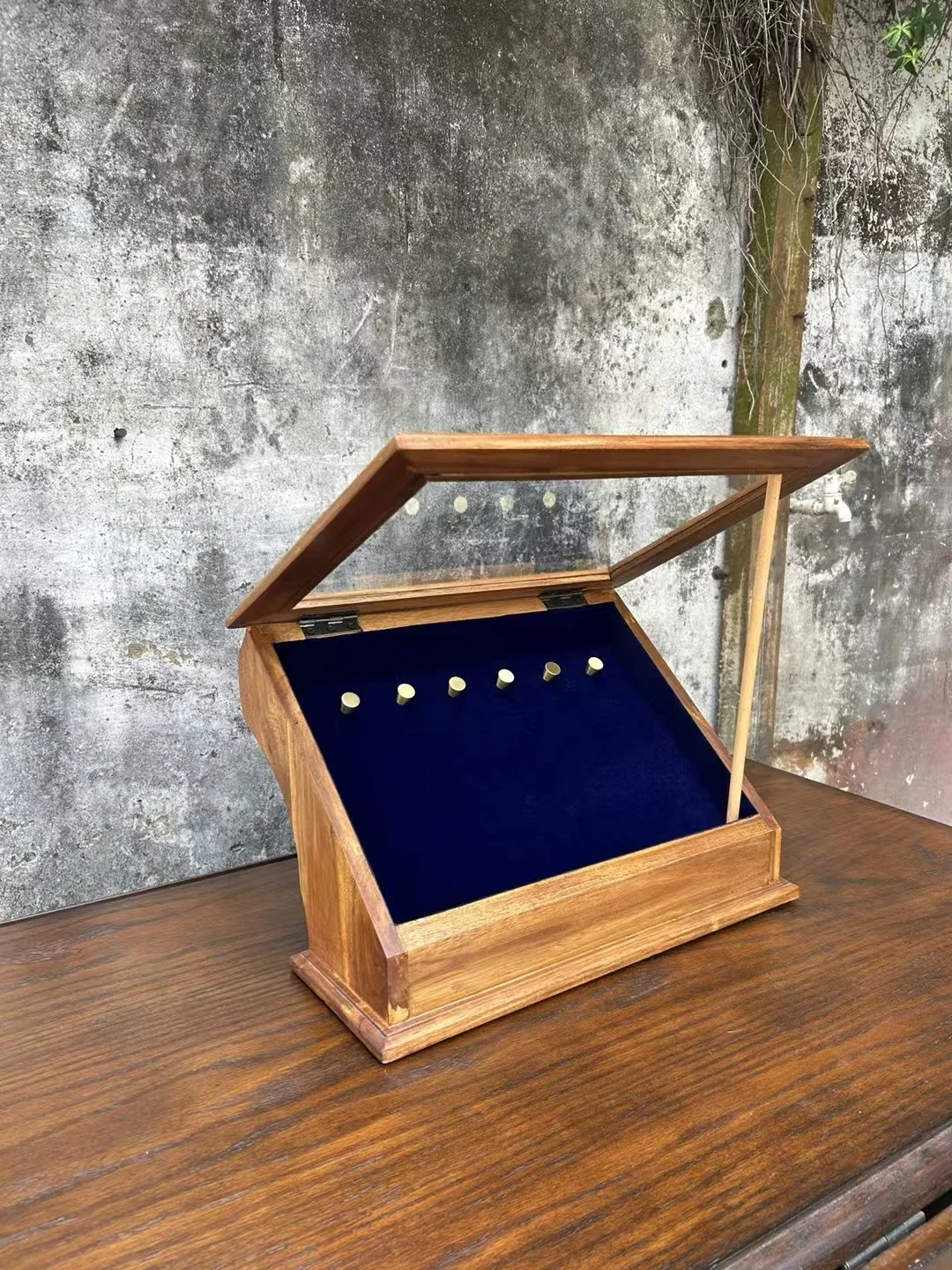 Y  Medieval Jewelry Box Solid Wood Retro Display Cabinet Ring Storage Box Mini Jade Display Box Square