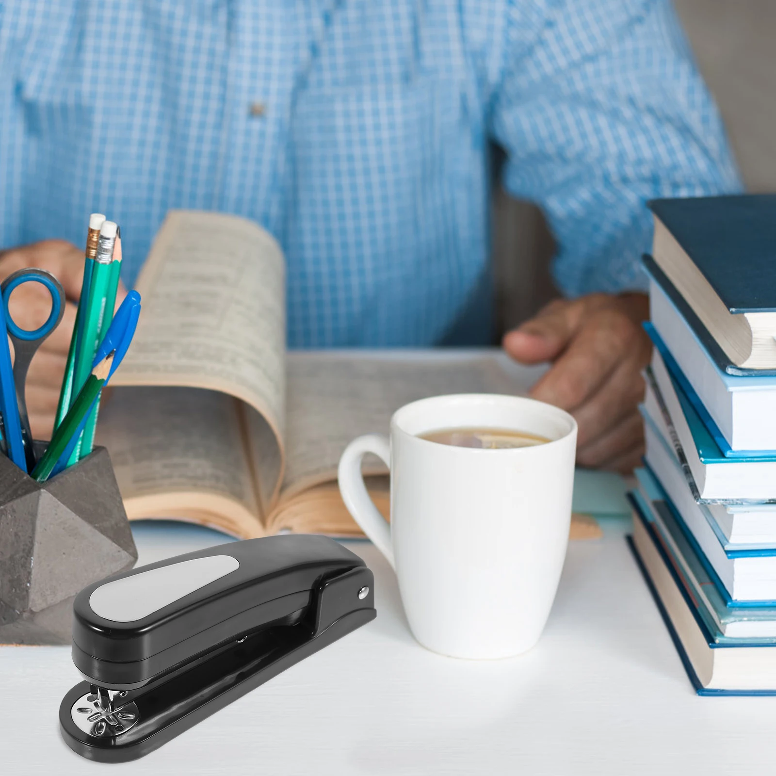 

360 Degree Rotary Stapler Spring Powered Desk Office Supplies Multi Use Automatic Function Office Binding