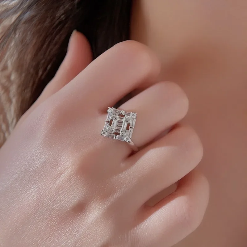 جديد S925 الفضة الخفيفة الفاخرة سلم مربع جولة الزركون الظهر هندسية المعين خاتم الأزياء الدائري