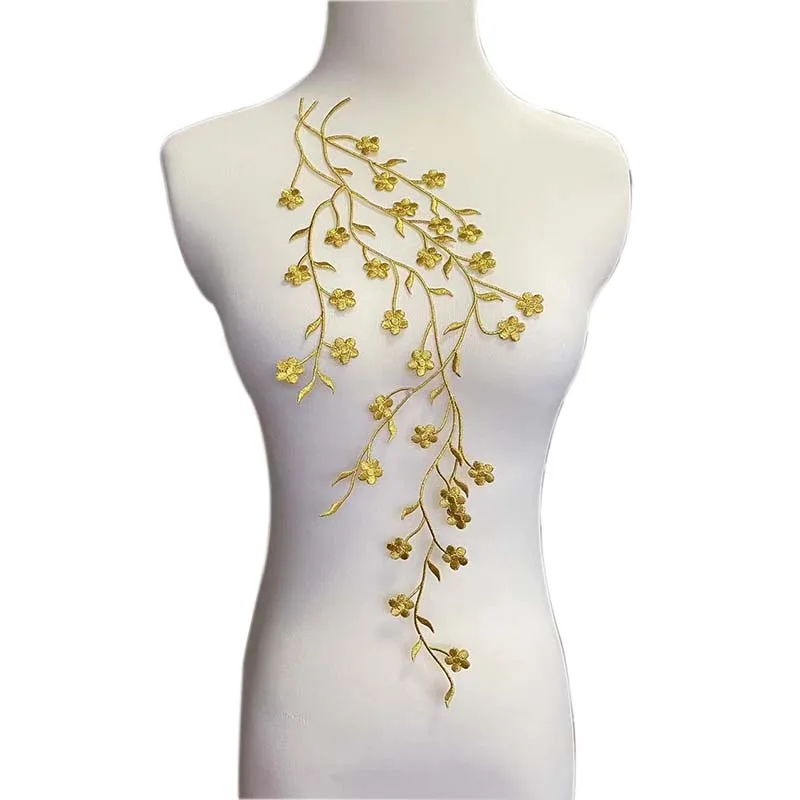 47CM/3D Stoffblumen-Applikation Kleidungsaufnäher, thermoklebend, Pflaumenblüten-Stickerei zum Aufbügeln für Kleider, Cheongsam – Detail 3