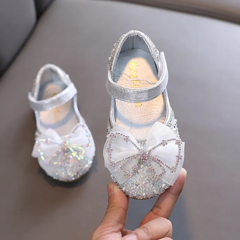 Girls Rhinestone Leather Shoes 2024 New Kids Sequin Bowknot Wedding Dress Shoes Children Princess Fashion Dance Flat Heels Shoes