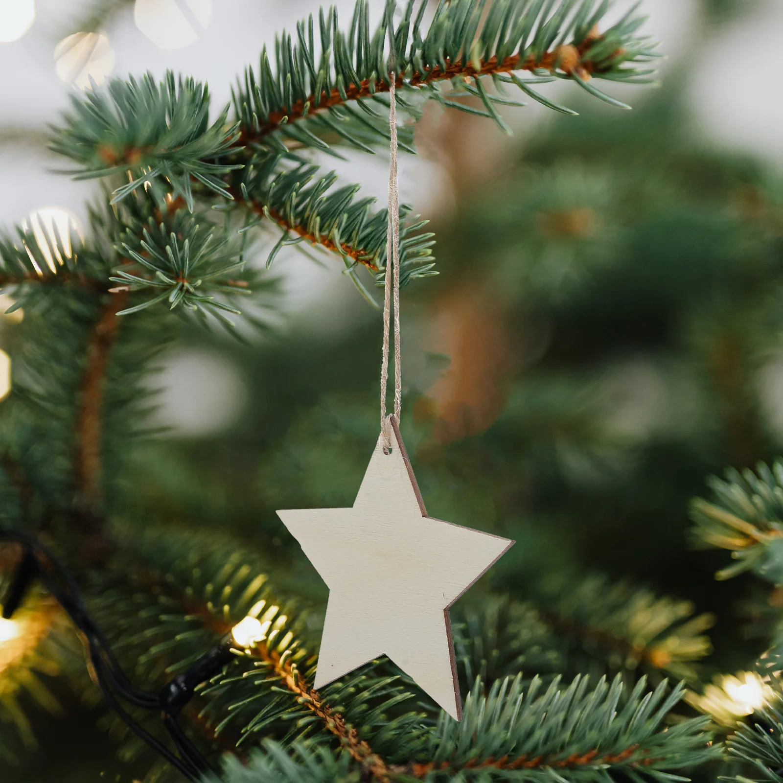 

100Pcs Star Hanging Pendant Wooden Christmas Pentagram DIY Decoration Xmas Tree Ornaments Home Door Window Hanging