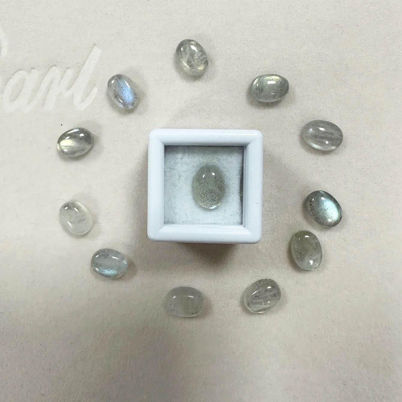 Factory Wholesale Natural Loose Stone Pearly Luster Oval Moonstone For Ring Earring Pendant DIY Jewelry Making 7*5/8*6/9*7/10*8
