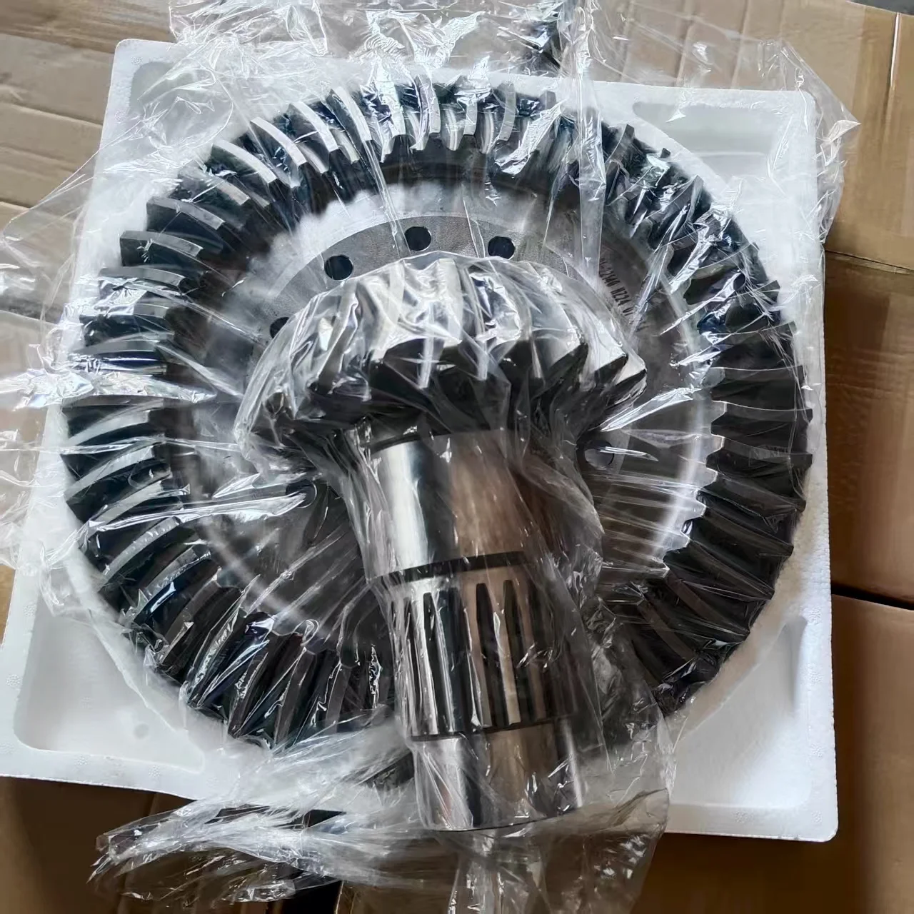 

Shantui SD32 Bulldozer Parts Steering Clutch 175-21-22140 Spiral Bevel Gear