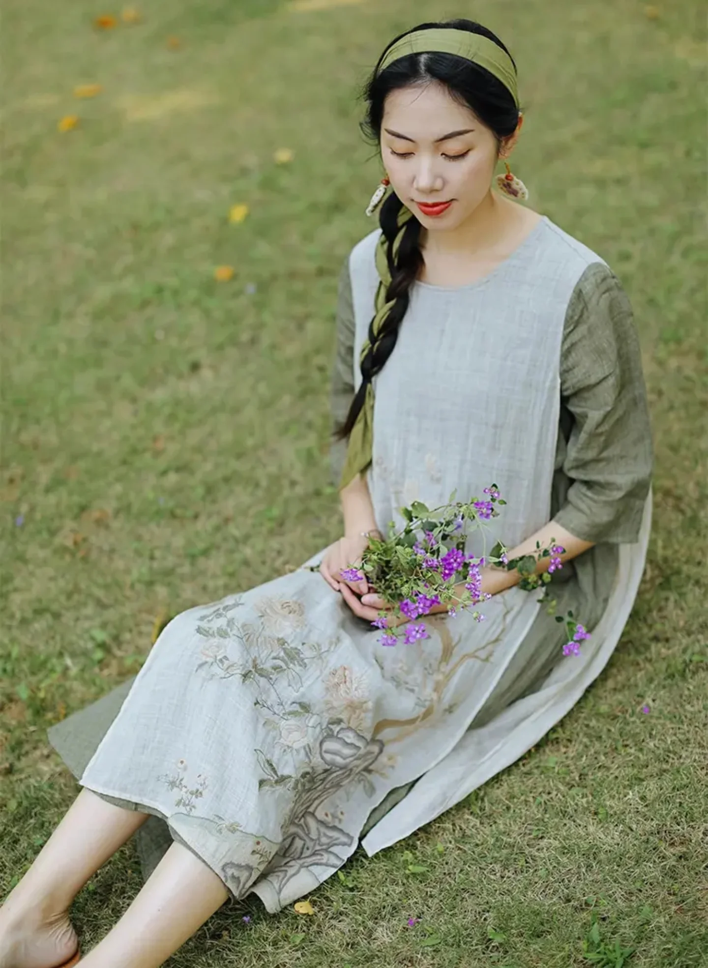 High quality womens dresses 100% ramie loose casual long dresses Ethnic style embroidery robe dresses