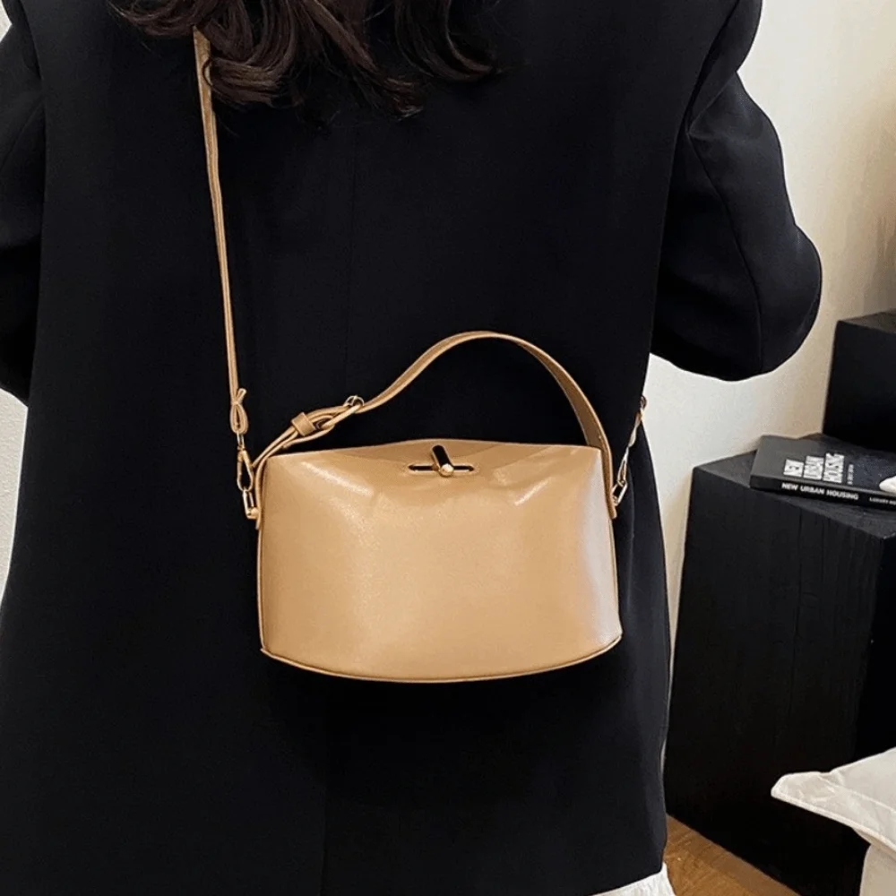 

Trendy Solid Color Shoulder Bag Soft Adjustable Strap Fashion Handbag Elegant Bucket Bag Outing