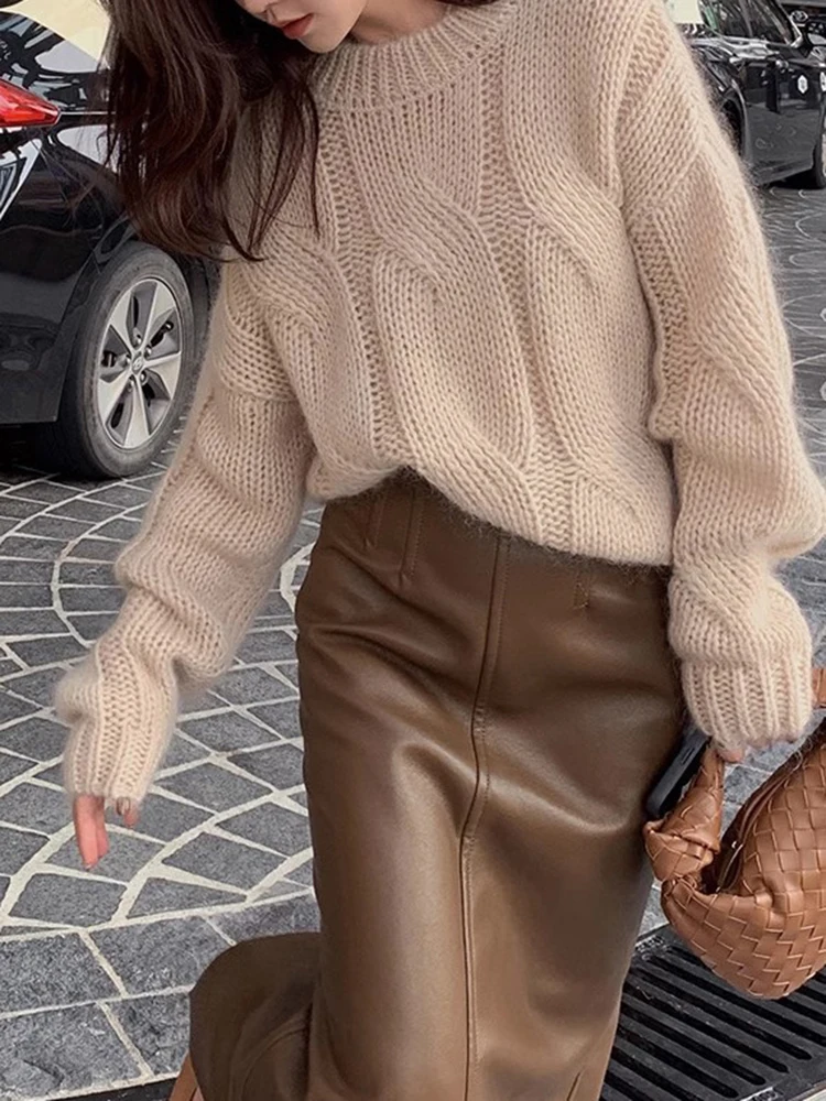 

Women's Long Sleeve round Neck Sweater Autumn Winter Fashion Comfortable Plain Texture Elegant Daily Wear Style