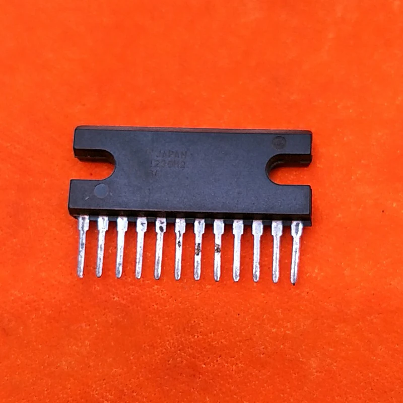 

New 5Pcs/lot UPC1230H2 UPC1230 C1230H2 UPC1230H ZIP-12 In Stock