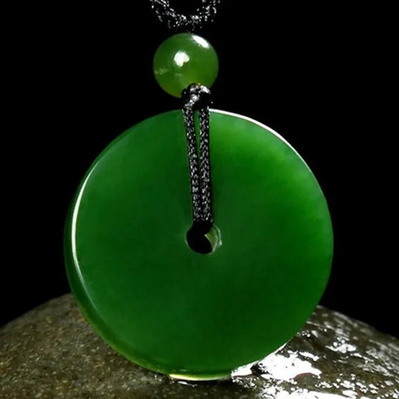 

Natural Green Hand Carved Ping'an Clasp Jade Pendant Fashion Jewelry Men's and Women's Necklace Gift Accessories