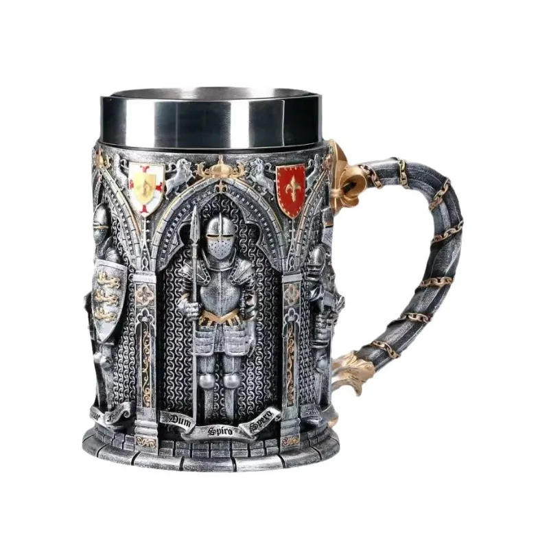 

2025 New 600ml Creative New Product European Soldier Beer Cup Royal Guard Mark Coffee Cup