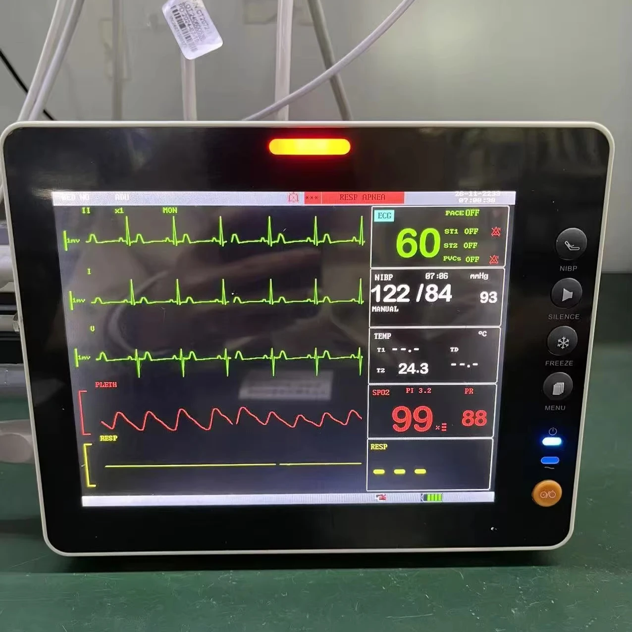 

Yroad YR-P82M Vital Signs Monitors Veterinary Monitor Continuous Monitors Examination Therapy Equipment ICU CCU Operating Rooms