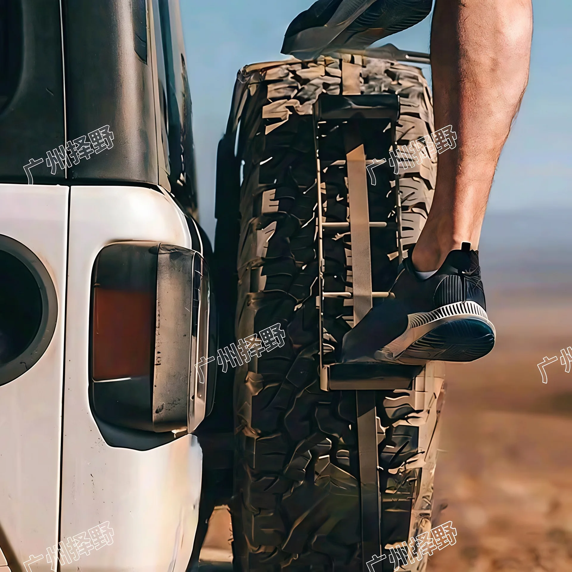 Spare tire ladder ladder tailgate pedal portable roof ladder off-road vehicle modification accessories decoration