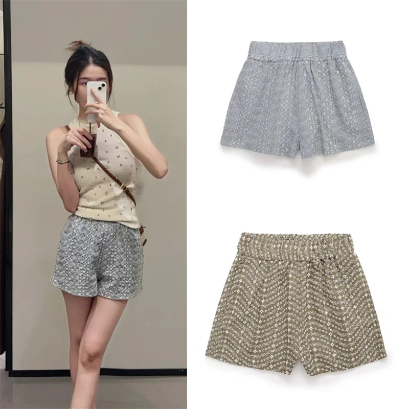 

Women's shorts New Summer 2025 Cut-out embroidered casual shorts Elasticated waistband design Casual fashion Personality