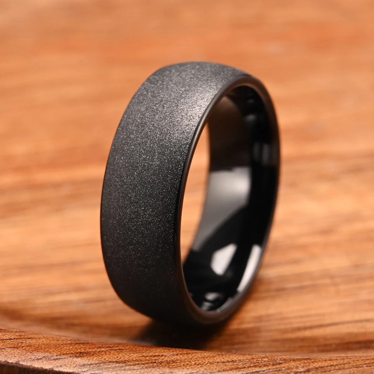 Black Tungsten Carbide Men\'s Ring 8mm Brushed and Polished Men\'s Wedding Band Stylish and comfortable for daily wear