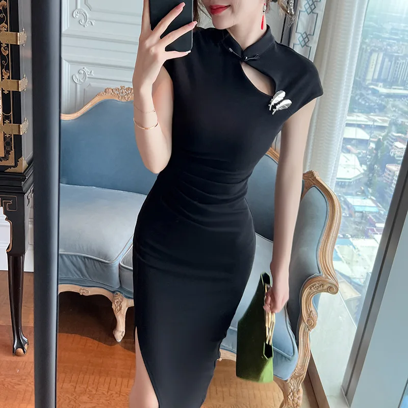 New Chinese Cheongsam Dress Style Dignified Hollow Waist-Tight Fit Slit Women