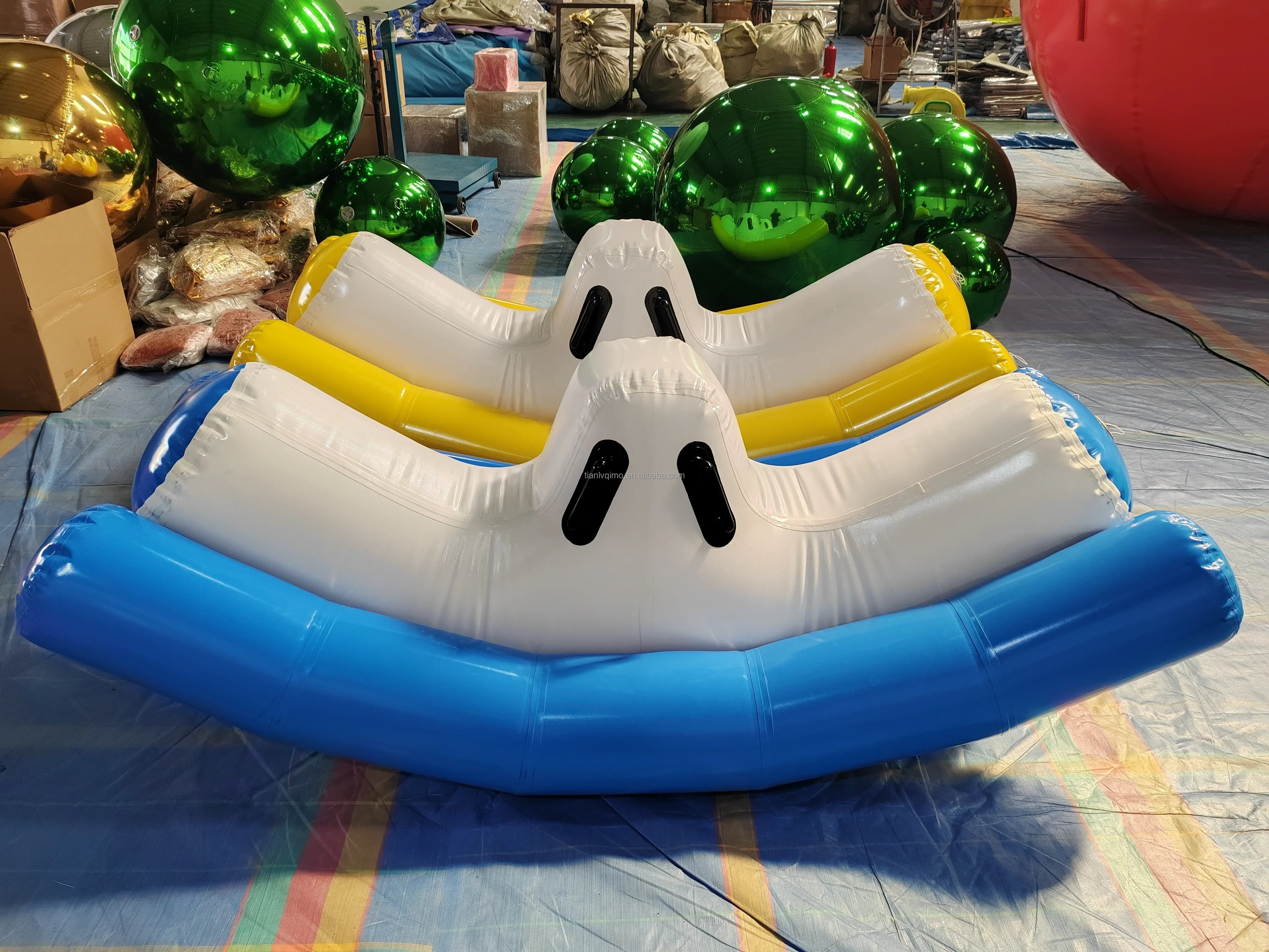 Hot water park game floating inflatable water seesaw toys for children and adults