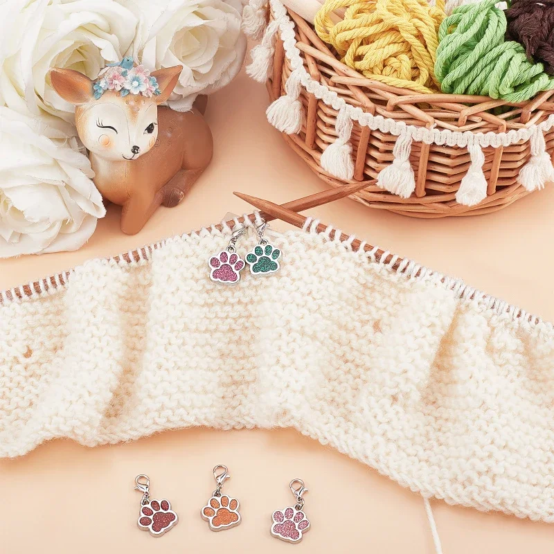 8 Pcs Dog Paw Stitch Markers 8 Styles Enamel Alloy Crochet Stitch Marker Charms Removable Dangle Locking Stitch Marker Quilting