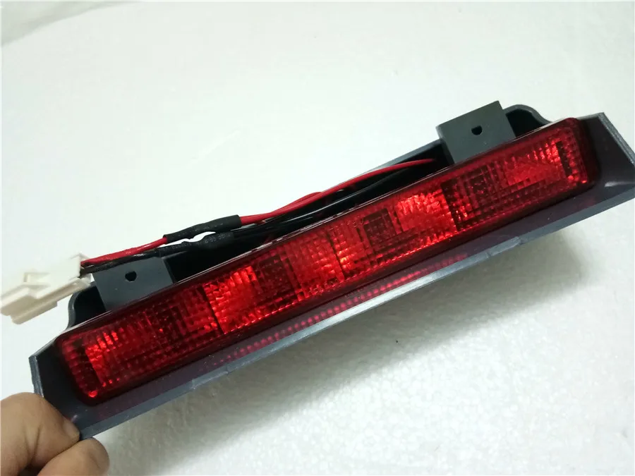 

Additional Brake Lights for MITSUBISHI Pajero V31V32V33 HIGH MOUNTED STOP