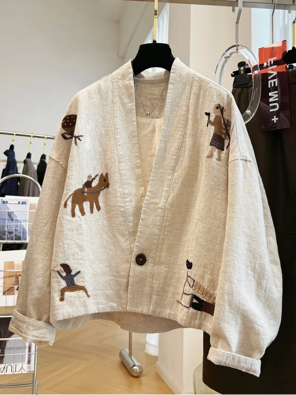 

Ретро тяжелая вышивка на пуговицах, повседневный топ с v-образным вырезом, весенне-осенний дизайн, маленький топ для отдыха для мужчин и женщин Jaet