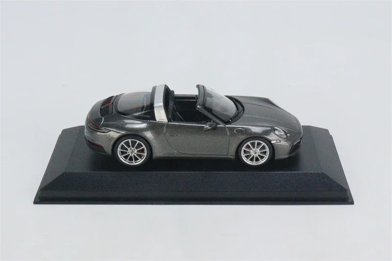 MINICHAMPS 1:43 911 (992) TARGA 2020 GREY Diecast Model Car