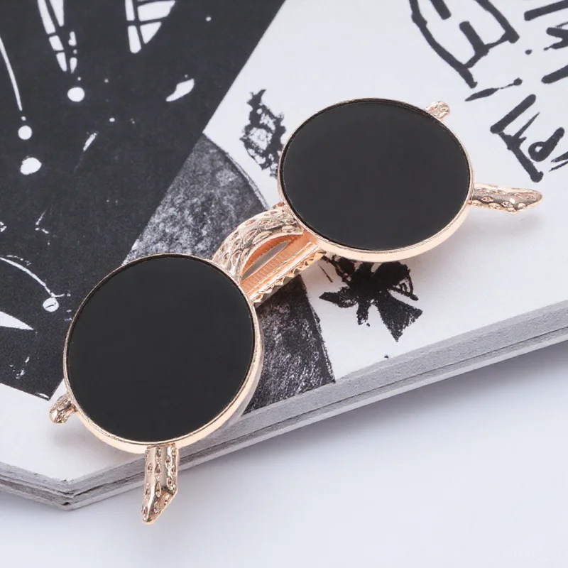 

Vintage Sunglasses Shape Hair Barrette Metal Alloy Durable Snap Clip Hair Accessory Women Headwear Creative Hairpin Decoration