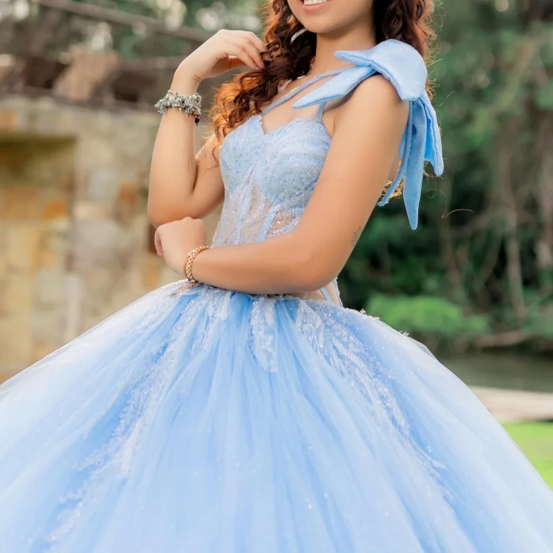 

Light Blue Quinceanera Dresses Off the Shoulder Crystal Decal Glitter Lace Layering Long tail Bow Vestidoe 15 Quinceanera Custom