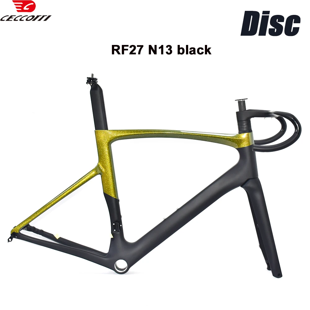 

Велосипедная рама, дисковый тормоз, литая карбоновая рама, МОДЕЛЬ S, карбоновая рамка, оснащенная недавно отправлением аэродинамического руля AERONE.