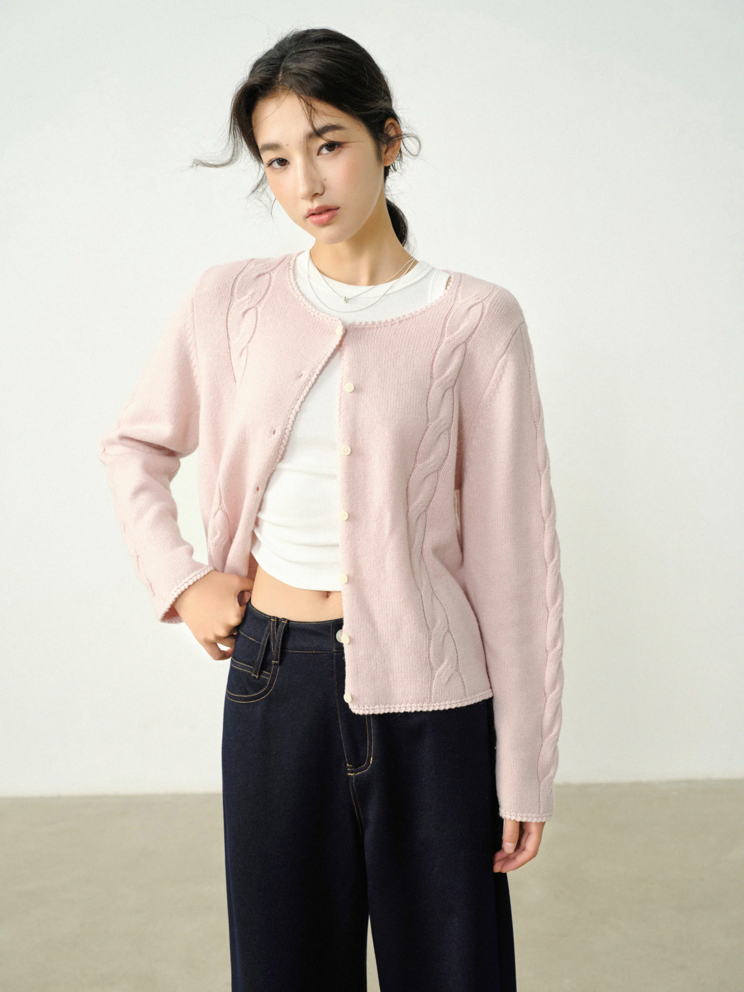 Sweet Knit Soft Round Neck Cable Cardigan Women’s Slim Warm Sweater Coat Autumn Casual Elegant Fashion Outerwear Top Layering