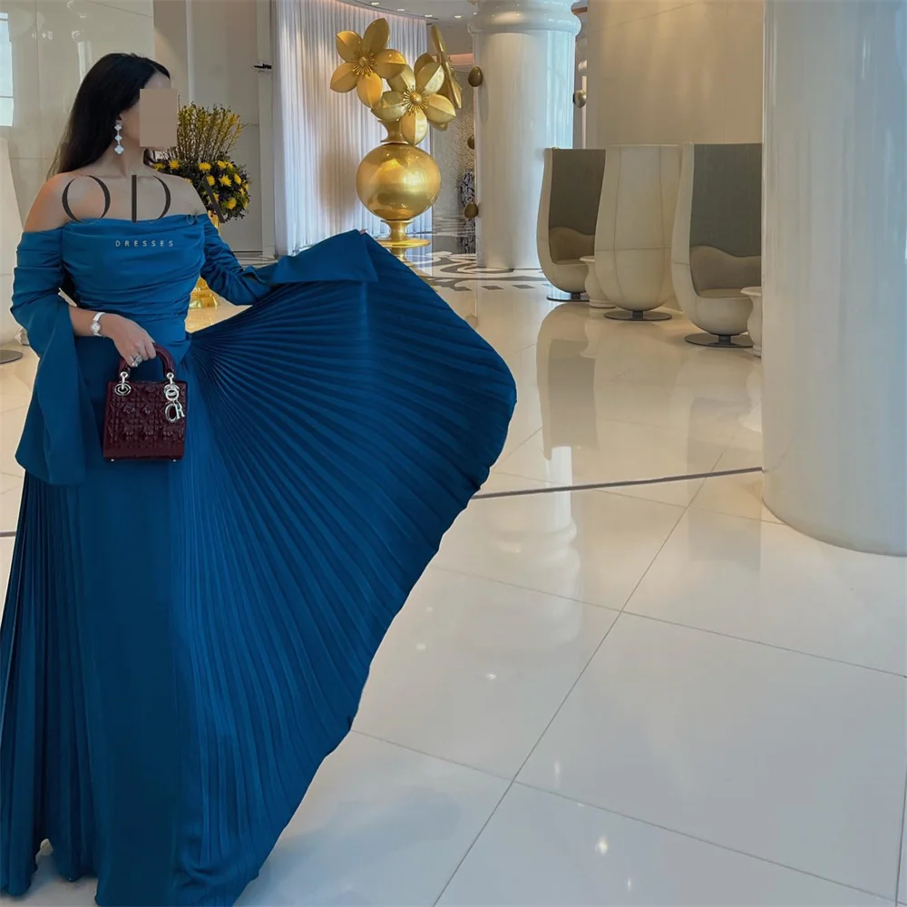 2024 Sexy Off Shoulder Royal Blue Satin Evening Dresses Saudi Arabic Women Long Sleeves Silk Satin Formal Pary Dress Prom Gowns