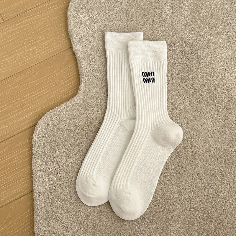 1 Pair Fashion Autumn Winter New Women Socks Cotton Embroidery Middle Tube Designer Socks Pure Color Sports image 6