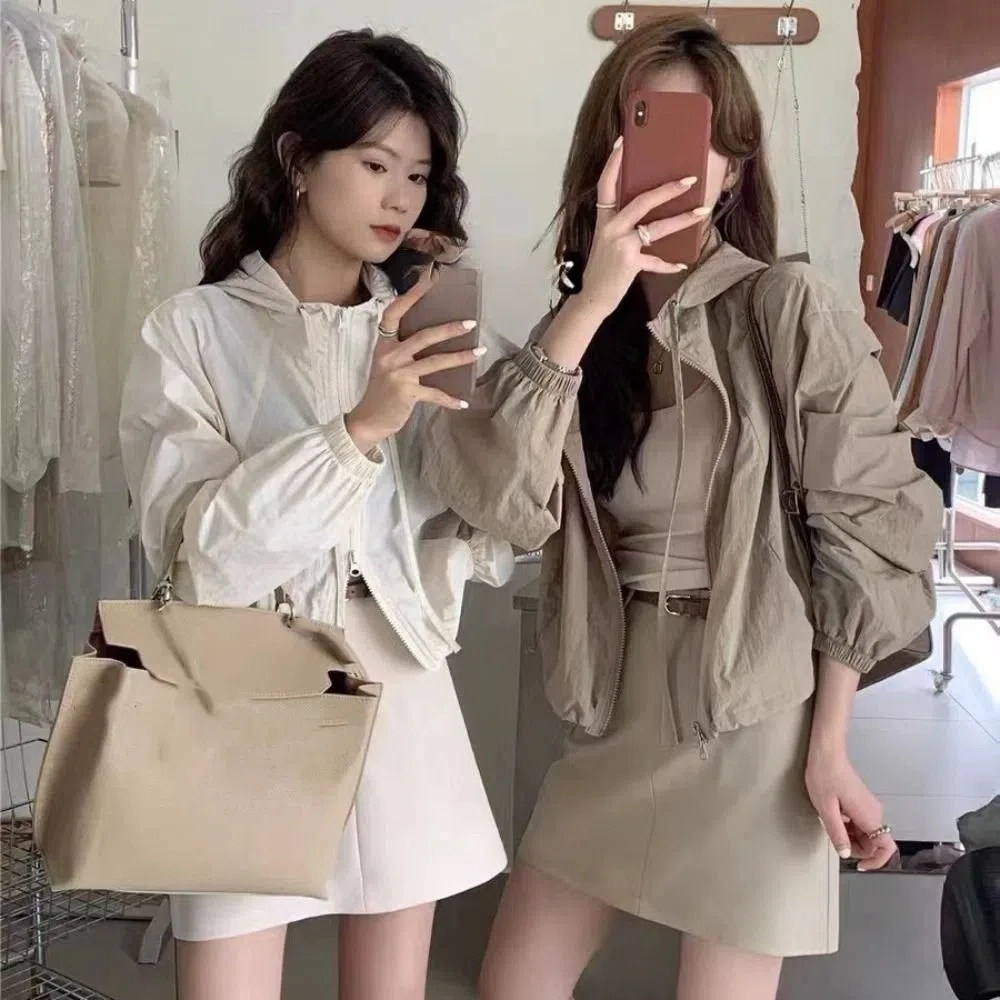 

Drawstring Sun Protection Clothing Anti-UV Long-sleeved Quick Dry Jackets Women Long Sleeve Korean Style Hooded Sunscreen Top