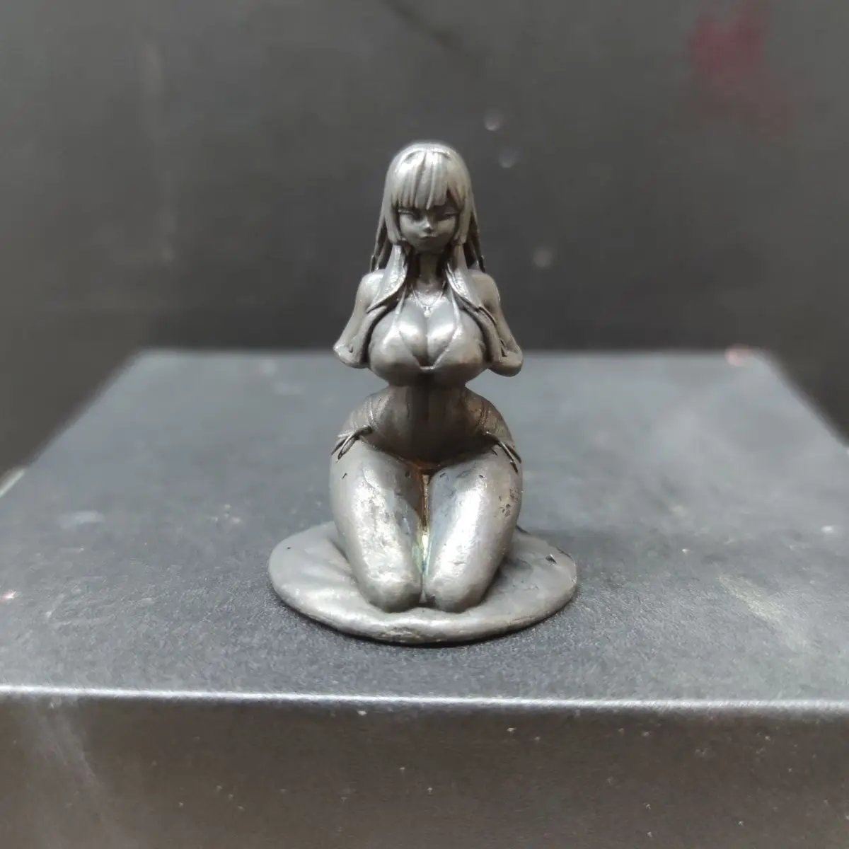 Elf Kneeling Position Beauty Girl Copper Metal Model Mini Figurine 46mm Miniature Decoration Crafts