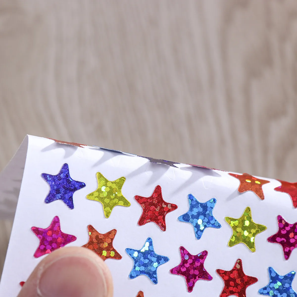 

4800Pcs Holographic Star Stickers Colorful Self-Adhesive Reward Labels Bright Pentagram Decals for Kids Scrapbook Gift