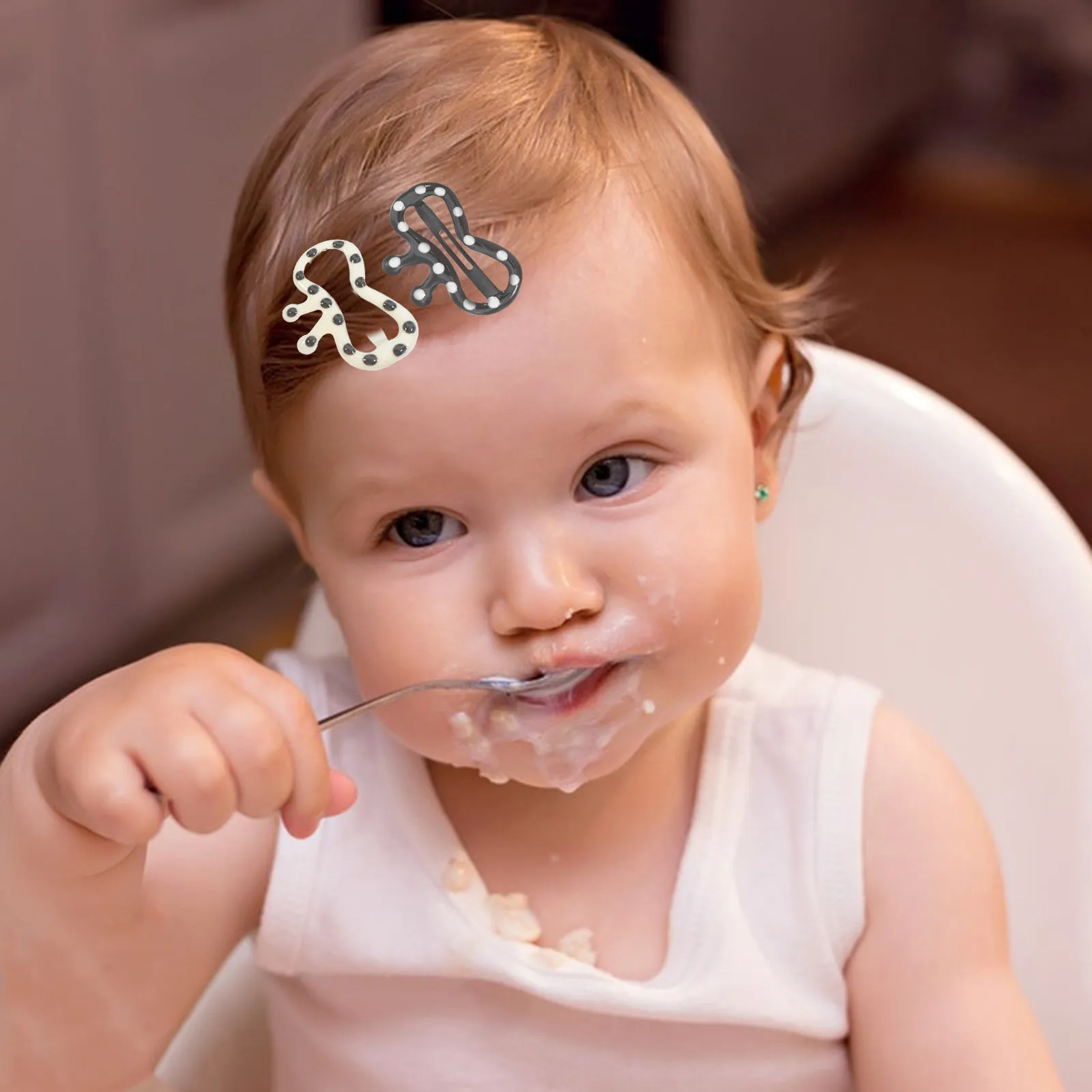

4Pcs Baby Girl Hair Clips Black White Polka Dot Bowknot Sweet Stylish Hair Accessories for Toddlers Kids Adorable Bowknot
