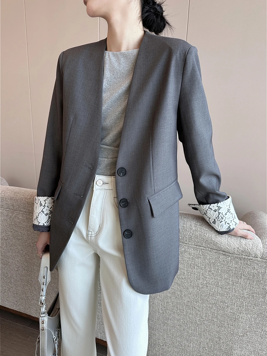 

Retro ey Lace Splicing Women's Suit Jaet for Commuting Autumn 2026 Slimming Faionable Long Sve V-Ne Single Button