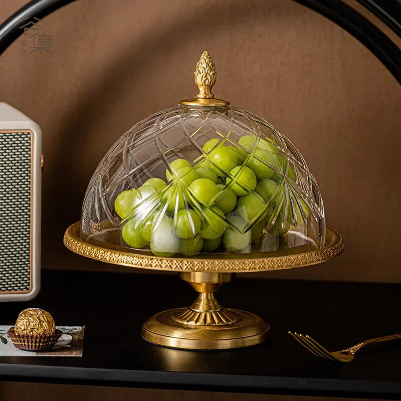 

Антикварная золотая тарелка для закусок на высокой ножке, стеклянная крышка, десертница, ретро-подставка для конфет и украшение для дома