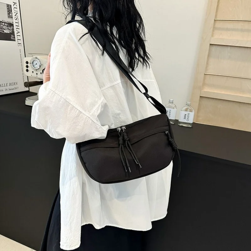 

Ladies Hand Bags Made Of Sheepskin Leather Featuring Classic Paris Casual Vintage Neat Lightweight Daily Look​