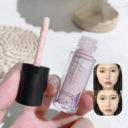The concealer permanently regulates the complexion, brightens the face, conceals dark circles, and lasts long-lasting