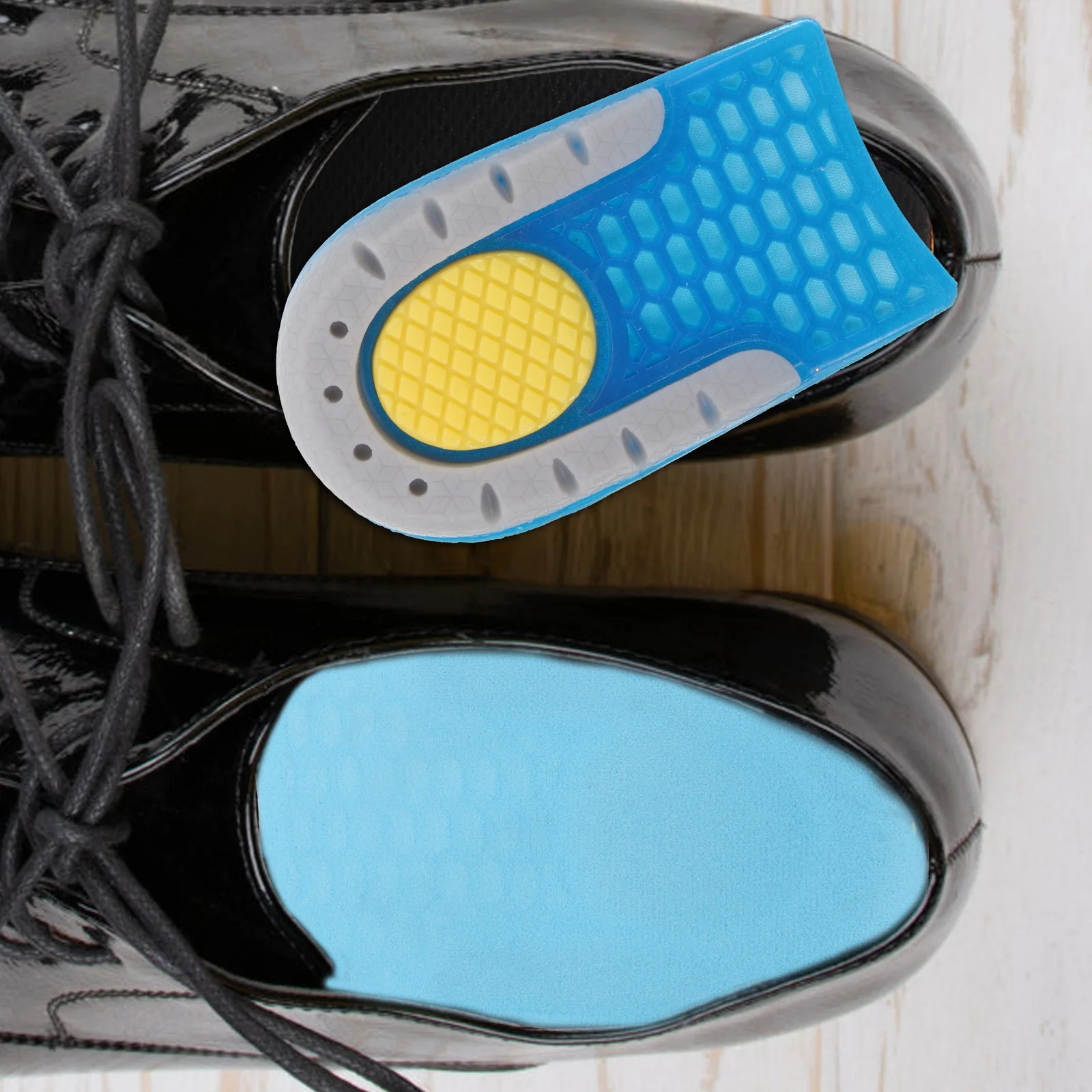 

1 Pair Invisible Height Increase Insole Self-Adhesive Silicone Shoe Pad For Men Women Unisex Height Lift Inserts Foot Care Tool