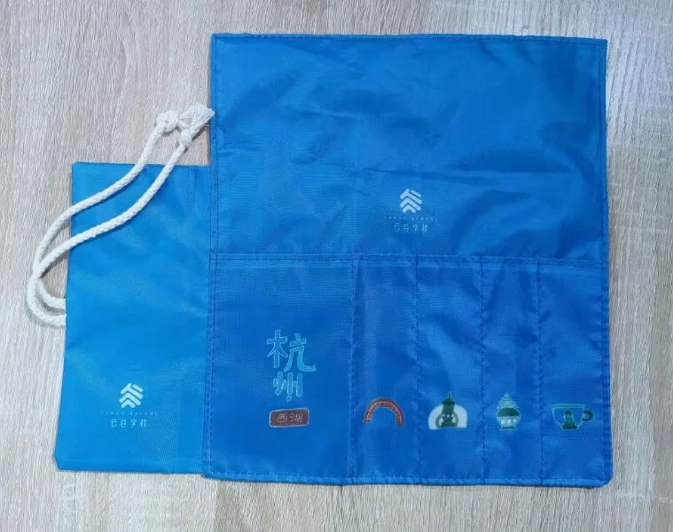 

Новинка! Пенал серии культурных и творческих канцелярских товаров по индивидуальному заказу.