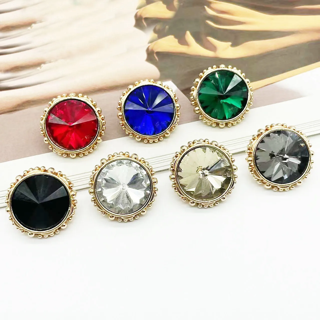 10PCS Of Diamond Glass Buttons For Clothing 21mm Handwork Sewing Shiny Round Rhinestones Button Mix Color Accessories