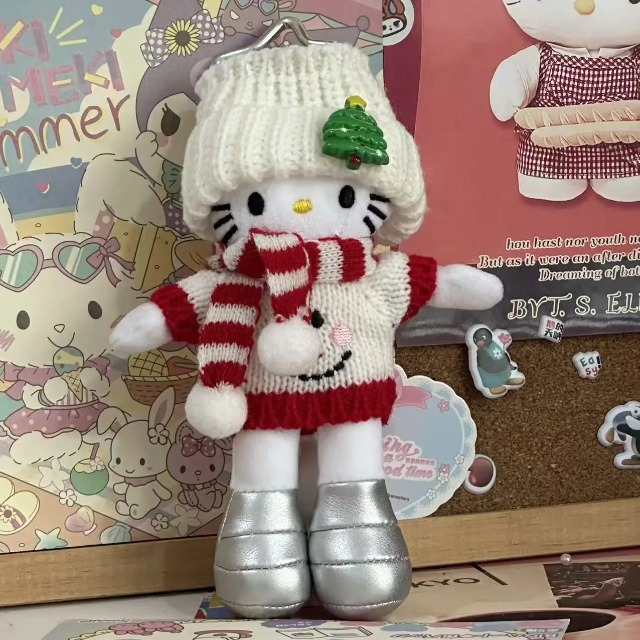 Falda roja de Hello Kitty de dibujos animados, llavero de muñeco de peluche relleno de algodón Pp, colgante Kawaii, corazón de niña dulce, juguete de regalo de Navidad