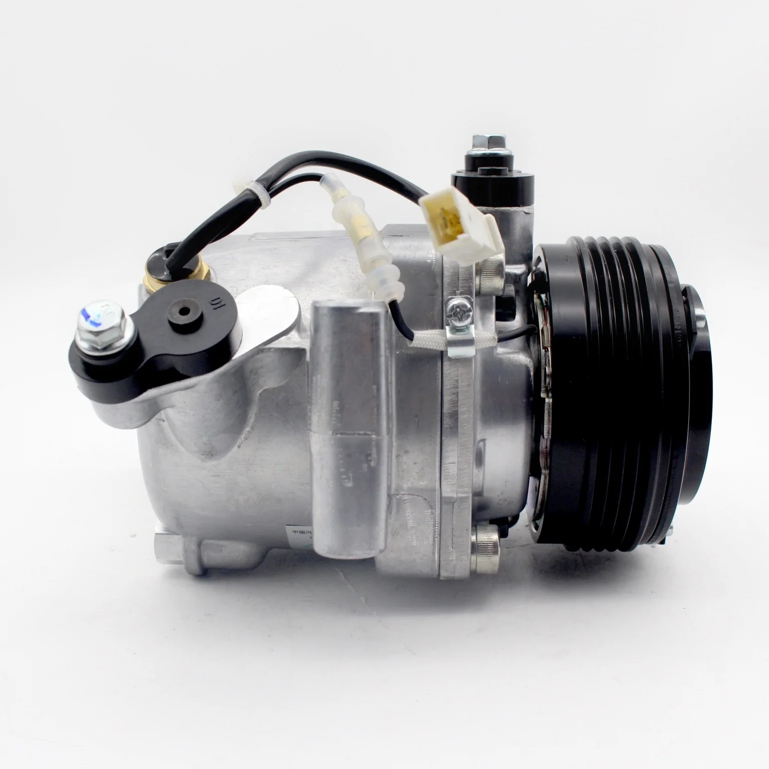 Compressore AC per Passo Daihatsu, Compressore aria condizionata automatico Perodua Myvi 88310B1070 447190-6620 DCP490001 8832097401/